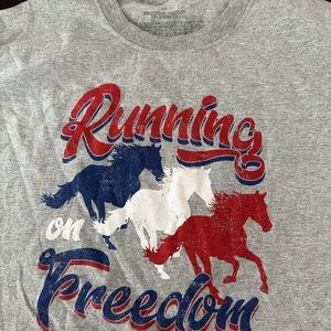 Grey men’s t shirt